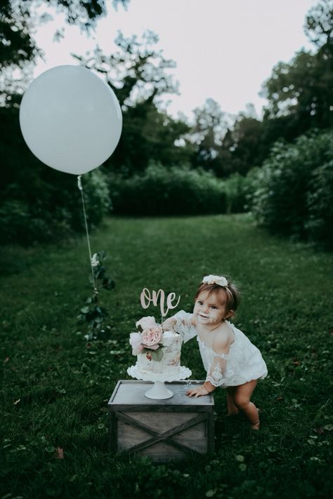 1st Bday Outdoor Photoshoot, 2nd Birthday Outdoor Photo Shoot, Outdoor 2nd Birthday Photoshoot, First Birthday Photo Shoot Ideas Outdoor 1 Year, One Year Old Beach Photoshoot, Outdoor First Birthday Photoshoot, Outdoor One Year Old Photoshoot, Outdoor Smash Cake Photoshoot, First Birthday Outdoor Photoshoot