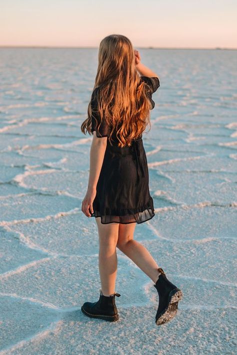 Bonneville Salt Flats Photography, Salt Flats Photoshoot, Salt Flats Photography, Utah Salt Flats, Salt Flats Utah, Bonneville Salt Flats, Fall Portraits, Flat Photo, Salt Flats