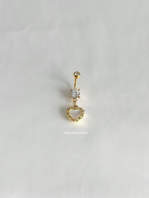 - 14g - 10mm bar - Surgical steel bar - 14k gold filled charm Boho Belly Button Piercing, Belly Jewellery, Cute Nose Piercings, Belly Button Piercing Jewelry, Belly Piercing Jewelry, Piercing Inspo, Jewelry Butterfly, Button Piercing, Belly Button Jewelry