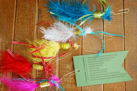 lure (resisting sin) Childrens Ministry Crafts, Scripture Mastery, Sunday School Object Lessons, Devotions For Kids, Yw Lesson, Activity Day Girls, Yw Activities, Church Activities, Object Lessons