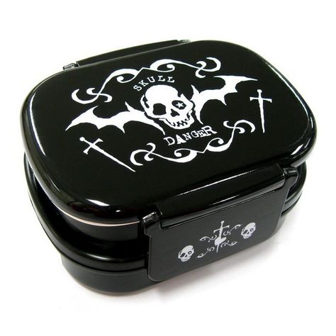 Awesome Bento Box! Lunch Box Black, Anime Lunchboxes, Grunge Lunch Bag, Best Food Storage Containers, Goth Lunch Bag, Goth Makeup Bag, Goth House, Goth Houses, Bento Ideas