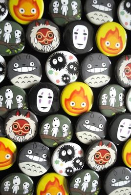 Ghibli buttons. Totoro Ghibli, Toy Bonnie, طابع بريدي, Baking Inspiration, Neighbor Totoro, Rock Painting Ideas, Studio Ghibli Movies, Painted Rocks Diy, Anime Crafts