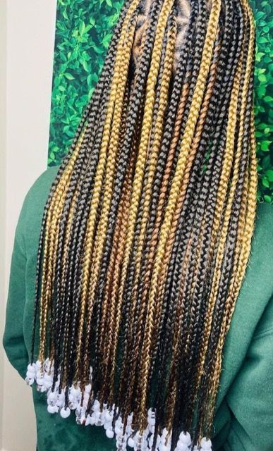 Bead Hairstyles, Birthday Braids, Black Hair Protective Styles, Color Braids, French Curls, Vacation Hair, Box Braid Hair, Cute Box Braids, Short Box Braids Hairstyles