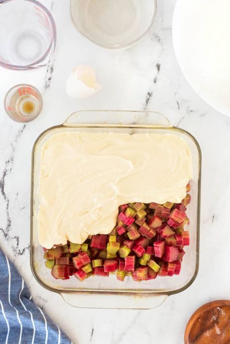 Rhubarb Pudding Cake, Rhubarb Cake Recipes, Rhubarb Pudding, Pink Lemonade Cake, Freeze Rhubarb, Blueberry Rhubarb, Rhubarb Desserts, Rhubarb Cake, Rhubarb Recipes