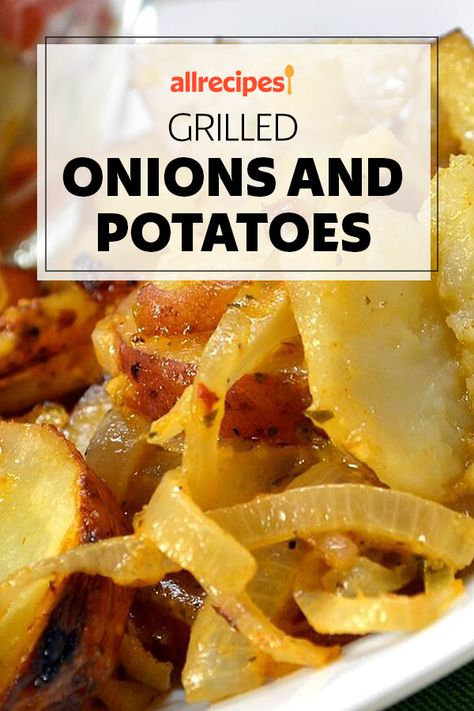 Grilled Onions and Potatoes | "I am in love! These are soooo tasty!!" #grilling #grillingrecipes #grillingideas Grilling Recipes Sides, Roasted Vegetable Recipes, Grilled Potatoes, Grilled Onions, Grilled Chicken Recipes, Potato Dishes, Grilled Vegetables, Veggie Dishes, Vegetable Dishes