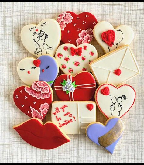 Valentines Sugar Cookies, Heart Cookies Decorated, Cookies Valentines, Valentines Day Sugar Cookies, Valentines Cookies, Valentine Sugar Cookies, Rose Cookies, Sugar Cookie Royal Icing, Bridal Shower Cookies