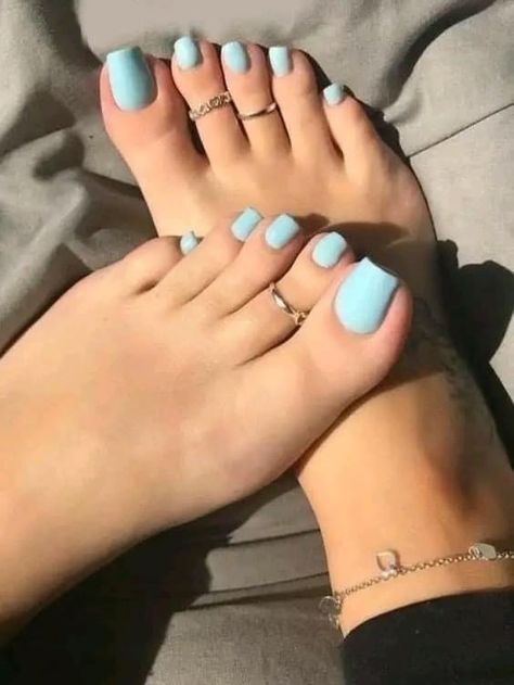 Gel Toe Nails, Nagellack Trends, 2024 Nails, Toe Nail Color, Acrylic Toes, Pretty Toe Nails, Gel Toes, Cute Toe Nails, Toe Nail Designs