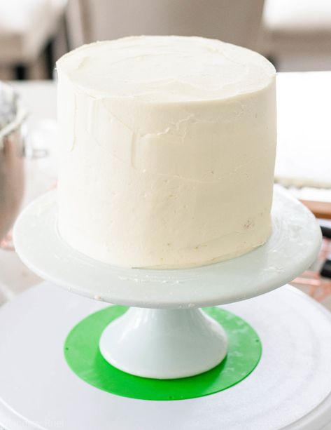 Surprise Inside Gender Reveal Cake — Honey Blonde Wedding Cake Icing, Unfrosted Cake, Buttercream Icing Recipe, Lemon Curd Cake, Lemon Buttercream Frosting, Wedding Cake Vanilla, Moist Lemon Cake, Fudge Recipes Chocolate, Lemon Frosting