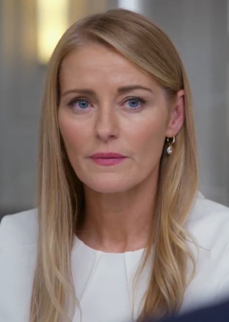 Louise Lombard, Beauty Inspiration, Tv Shows, Google Search, Beauty