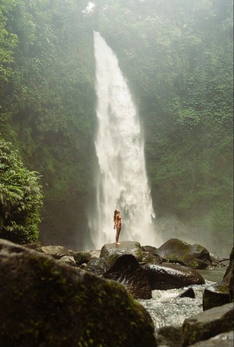 Waterfall, Bali, photography, travel, Bali travel, traveler, things to do in Bali, Indonesia, destination Bali Baby, Voyage Bali, Waterfall Pictures, Bali Vacation, Foto Tips, Bali Travel, Island Girl, Summer Dream, Summer Pictures