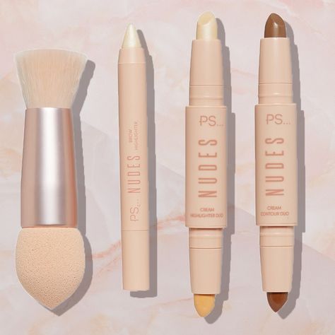 $9 Dupe for KKW Beauty Crème Contour & Highlight Kit  #kimkardashian Best Cream Contour, Fun Christmas Makeup, Korean Makeup Eyeliner, Primark Makeup, Hair And Nails Vitamins, Primark Beauty, Beauty Tips And Hacks, Beauty Hacks Eyelashes, Glow Up Ideas