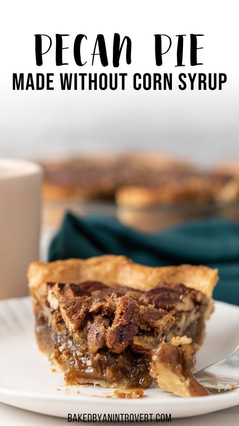 Old-fashioned pecan pie made without corn syrup and is nestled in a flaky homemade pie crust. This is one underrated pie that will make a great addition to your Christmas table. Key Lime Pie Easy, Clean Sweets, Fresh Fruit Tart, Pie Crust Designs, Homemade Pie Crust, Chocolate Pecan Pie, Pecan Pie Bars, Pecan Pie Recipe, Favorite Pie