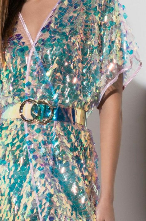 Holographic Clothes, Iridescent Fashion, Holographic Dress, Baddie Fashion, Character Clothing, Rainbow Colour, Diy Clothes Design, Rave Fashion, Duster Cardigan