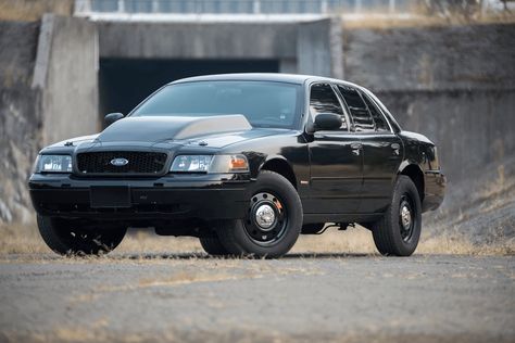 Ford Crown Victoria Custom, Crown Victoria P71, Crown Victoria Custom, Gran Marquis, Panther Car, Ford Victoria, Crown Victoria Police Interceptor, Crown Vic, Old Police Cars