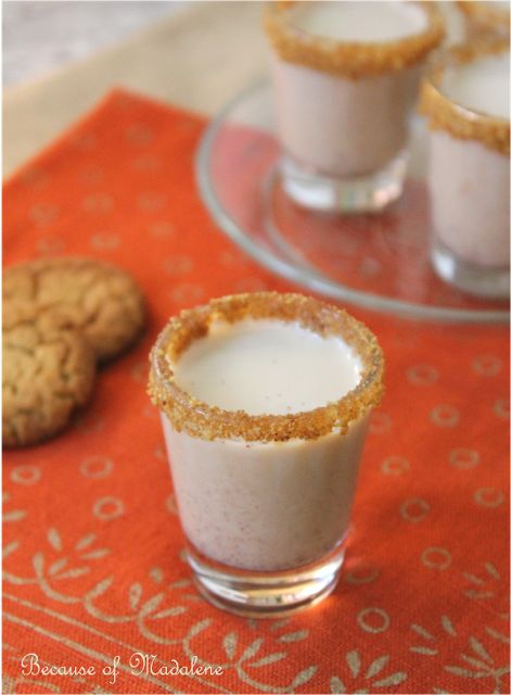 Pumpkin Pie Shots.... yes please! @Liz Mester Cole would love knowing I found a way to use pumpkin :) Pumpkin Pie Shots, Alcohol Shots, Dessert Shots, Shots Alcohol, Pumpkin Pies, Vanilla Vodka, Ginger Snap Cookies, Shot Recipes, Pumpkin Cream