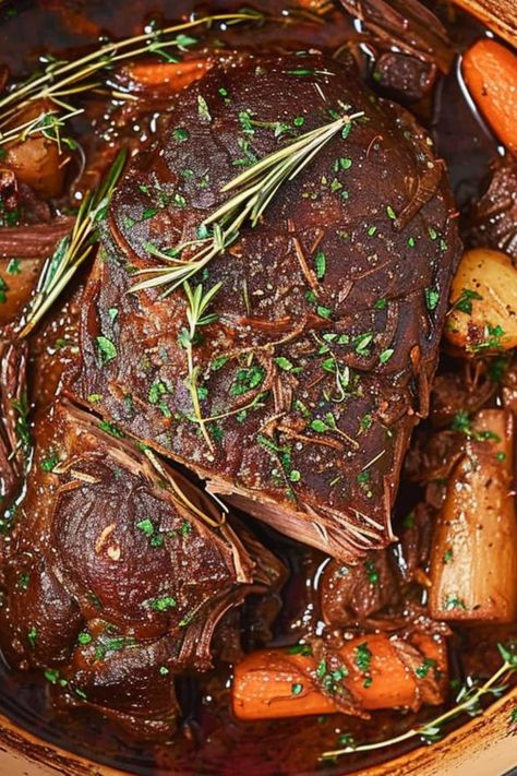 Dutch Oven Chuck Roast for Comfort Food Roast In Cast Iron Dutch Oven, Beef Chuck Roast Recipes Dutch Oven, Braised Chuck Roast Dutch Ovens, Chuck Roast In Dutch Oven, Potroast Dutchoven, Dutch Oven Chuck Roast, Chuck Roast Dutch Oven, Oven Baked Chuck Roast, Cooking Chuck Roast