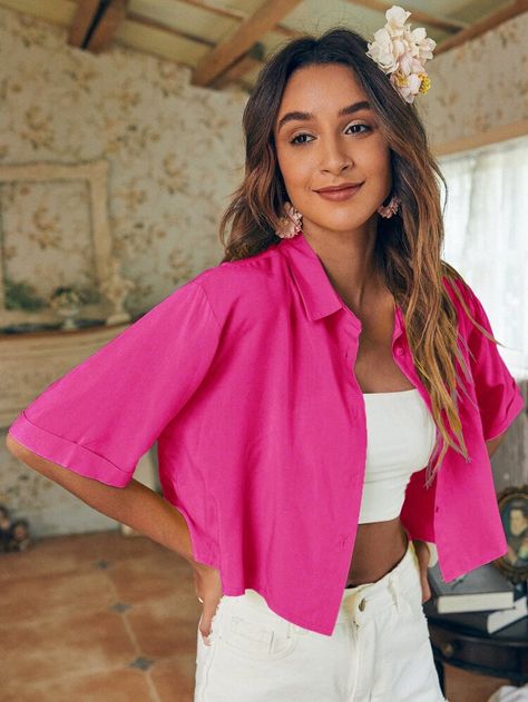 Cropped Button Up Shirt Outfit, Cropped Button Up Shirt, Cuffed Top, Elegante Casual, Plain Shirt, Purple Shirt, Crop Top Outfits, Women Blouses, Purple Top