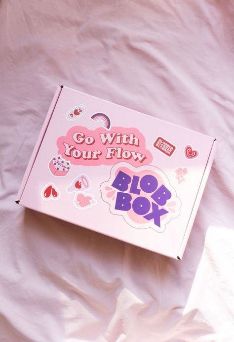 Cute Packaging Design Boxes, Cute Package Design, Aesthetic Box Packaging, Packaging Design Inspiration Boxes, Cute Box Design, Book Packaging Design, Girly Packaging, Box Package Design, Packaging Design Box