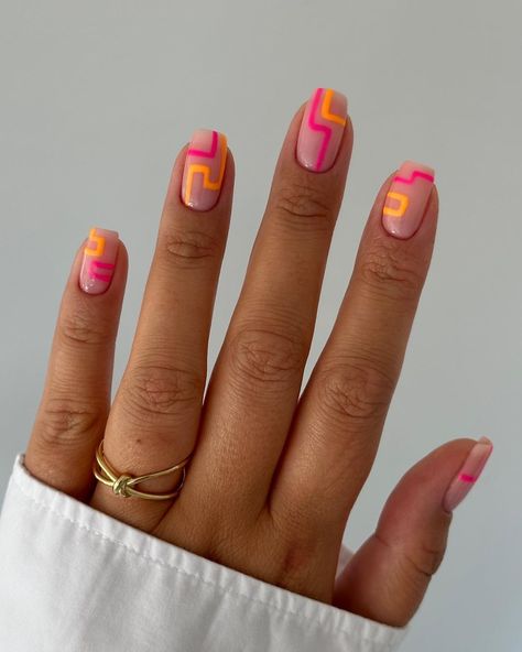 40 Fun Summer Nail Art to Inspire You Lime Nails, Best Nail Polish Brands, Nail Care Diy, Orange Nail Designs, Fun Summer Nails, Orange Nail, Quick Nail, Cute Nails For Fall, Trendy Nail Art Designs