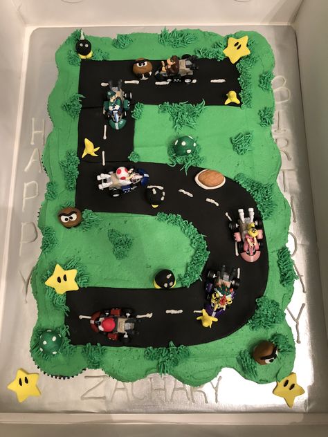 Mario Kart Cupcake Cake, Mario Kart Birthday Cupcakes, Mario Pull Apart Cupcake Cake, Mario Birthday Cupcake Cake, Super Mario Cupcake Cake, Mario Kart Cupcakes, Mario Cupcake Cake, Super Mario Kart Cake, Mario Cupcakes