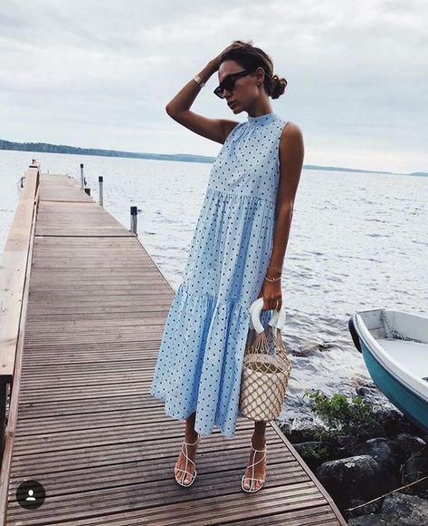 5 amazing piece that will make you look super chic! Sukienki Maksi, Spring Dresses Women, Polka Dot Maxi Dresses, Stil Boho, Maxi Robes, Polka Dress, Simple Fashion, Tiered Maxi Dress, Inspired Outfits