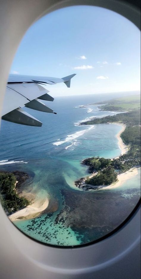 Aesthetic Travel Plane, Traveling Airplane Aesthetic, Travelling Aesthetic Plane, Plane Window View Aesthetic, Travel Aesthetic Plane Window, Camping, Travel