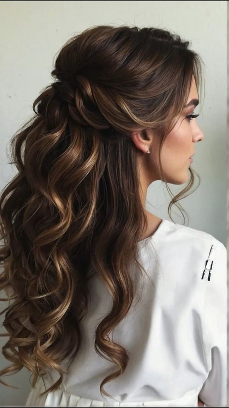 Romantic Hairstyles For Long Hair Wedding, Princes Hair Styles, Bride Hairstyles With Bangs, Wedding Hair Curled, Half Updo With Bangs, Elegant Hairstyles With Bangs, Elegant Bridesmaid Hair, Bridal Hair With Bangs, Wedding Hair With Bangs