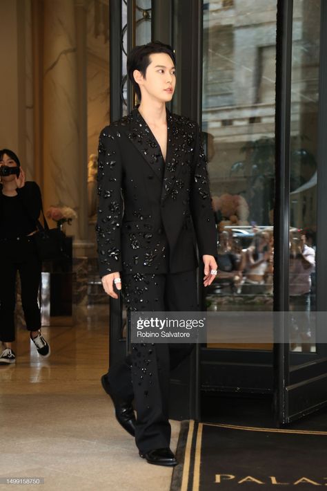 Fashion Week 23, Milan Fashion Week 2023, Nct Fashion, Summer 2024 Fashion, Fashion Week 2023, Matric Dance, Tailored Suit, Prom Suits, 2024 Fashion