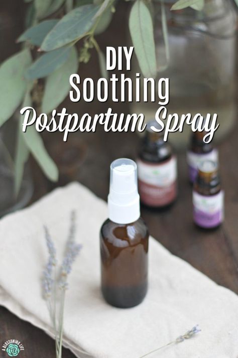 DIY Soothing Postpartum Spray Perineal Spray Recipe, Witchy Pregnancy, Holistic Postpartum, Diy Postpartum, Labor Prep, Postpartum Healing, Postpartum Care Kit, Folk Medicine, Womb Healing