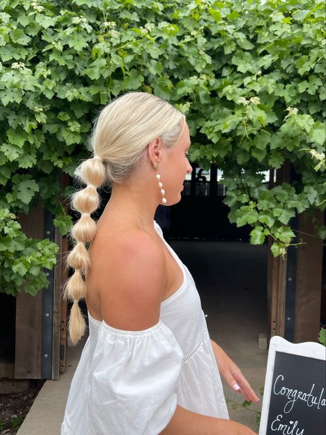 Gameday Hair, Cheer Hairstyles, Slick Backs, Beach Blonde Hair, Soccer Hairstyles, Soccer Hair, Volleyball Hair, Preppy Hairstyles, Bubble Braid