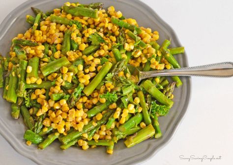 Easy Corn and Asparagus Salad Recipe - Savvy Saving Couple Asparagus Salad Recipe, Easy Corn, Asparagus Salad, Cold Salad, Corn Salad, Healthy Veggies, Corn Salads, Summer Salad, Summer Bbq