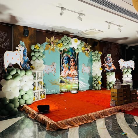 Krishna theme babyshower 🦚❤️😍 Decor by @v.n_events 9328721781 Banquet @aambli.club #krishanathemebabayshowerdecor #krishnatheme #babyshower #srimantsanskar #eventplanner #ohbaby #instagram #aamblirestaurant Krishna Theme Baby Shower Decorations, Baby Shower Krishna Theme, Krishna Theme Birthday Decoration, Baby Shower Stage Decorations, Krishna Theme Decoration, Marriage Background, Babyshower Decor, Indian Baby Shower Decorations, Indian Baby Showers