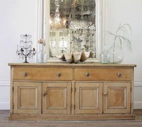 Antique Pine Furniture, Country Cupboard, Antique Bedroom Furniture, French Country Furniture, French Country Bedrooms, French Country Kitchens, French Country Living Room, Casa Country, Buffet Server