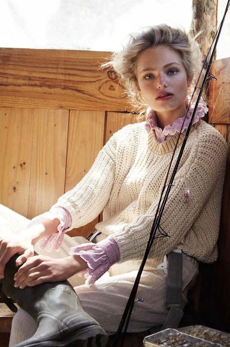 Gone Fishin Anna Mila, Cottagecore Outfits, Vogue Spain, Fashion Editor, Juno, Autumn Winter Fashion, Editorial Fashion, Fashion Art, Winter Fashion