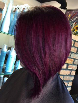 20 Plum Hair Color Ideas for Your Next Makeover Burgundy Hairstyles, Plum Hair Color, Pelo Color Borgoña, Pelo Color Vino, Burgundy Shades, Hair Color Plum, Magenta Hair, Plum Hair, Wine Hair