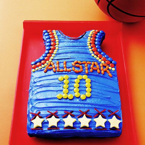 All-Star Sports Cake Sport Videos, Sport Cakes, How To Make Cupcakes, Creative Birthday Cakes, Sports Birthday, Boy Birthday Cake, Cakes For Boys, Birthday Cake Kids, Creative Cakes