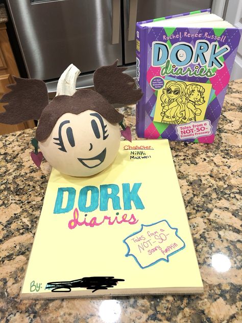 Dork diaries; character pumpkin; painted pumpkin; school project; Nikki Maxwell Nikki From Dork Diaries, Dork Diaries Characters, Nikki Maxwell, Book Character Pumpkins, Dork Diaries Books, Story Book Pumpkin, Pumpkin Painted, Character Pumpkins, Pumpkin Books