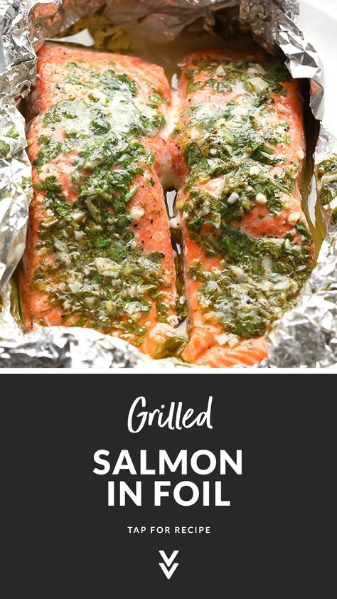 This grilled salmon in foil needs to be the star of your next summer bbq. This grilled salmon is infused with an herby butter making it ultra-tender and flakey! Bbq Salmon Recipes In Foil, Bbq Salmon Recipes, Asparagus Zucchini, Salmon In Foil Recipes, Brats Recipes, Walleye Fish, Dinner Salmon, Best Fish Recipes, Bbq Fish