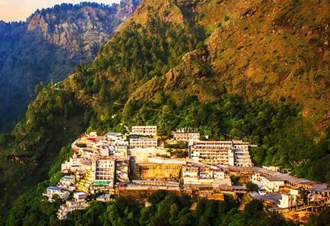 Grab the best offers on Vaishnodevi Temple darshan tour package at Jammu from My Tirth India. Experience the hassle-free Vaishnodevi Temple darshan tour package. Vaishnodevi Temple, Amarnath Temple, What Is Peace, Book Rooms, Maa Durga Photo, Vaishno Devi, Good Morning Picture, Jammu And Kashmir, Morning Pictures