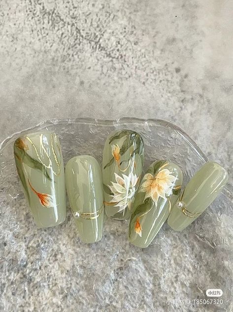 Vietnamese Nail Art, Lotus Flower Nails, 444 Nails, Genshin Impact Nails, Lotus Nail Art, Bamboo Nails, Earthy Nails Acrylic, Fairycore Nails, Zen Nails