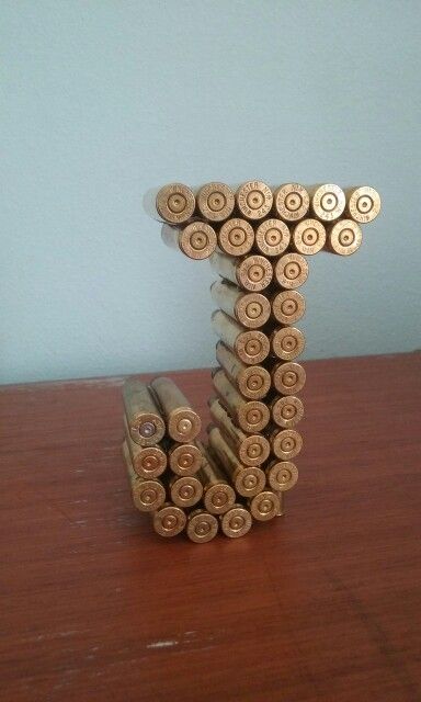 Spent Shell Casings Ideas, Diy Shotgun Shell Crafts, Shotgun Shell Art, Shell Casings Crafts, Bullet Casing Crafts, Shotgun Shell Crafts, Old Bullet, Bullet Crafts, Bullet Art