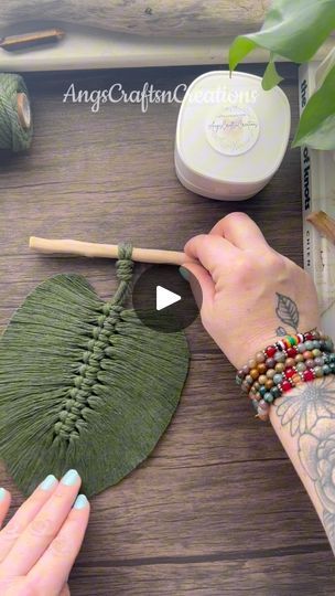 Yarn Activities, Macrame Leaf, Macrame Feathers, Macrame Wall Art, 10k Views, Macrame Decor, Macrame Tutorial, Clever Crafts, Macrame Art