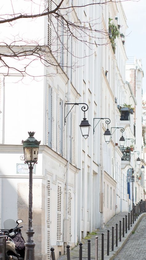 Paris Door, My First Apartment, Fall Backgrounds, Parisian Street, Montmartre Paris, Cobblestone Streets, Paris Summer, Italy Summer, Fall Background