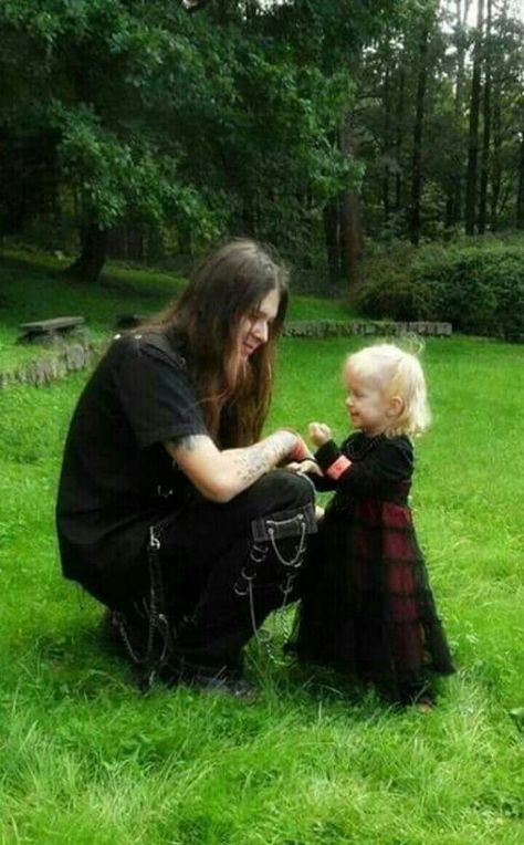 Goth Parents Aesthetic, Goth Parents, Carpathian Forest, Metalhead Guy, Goth Baby, Goth Guys, Ozzy Osbourne, Poses References, Long Hair Styles Men