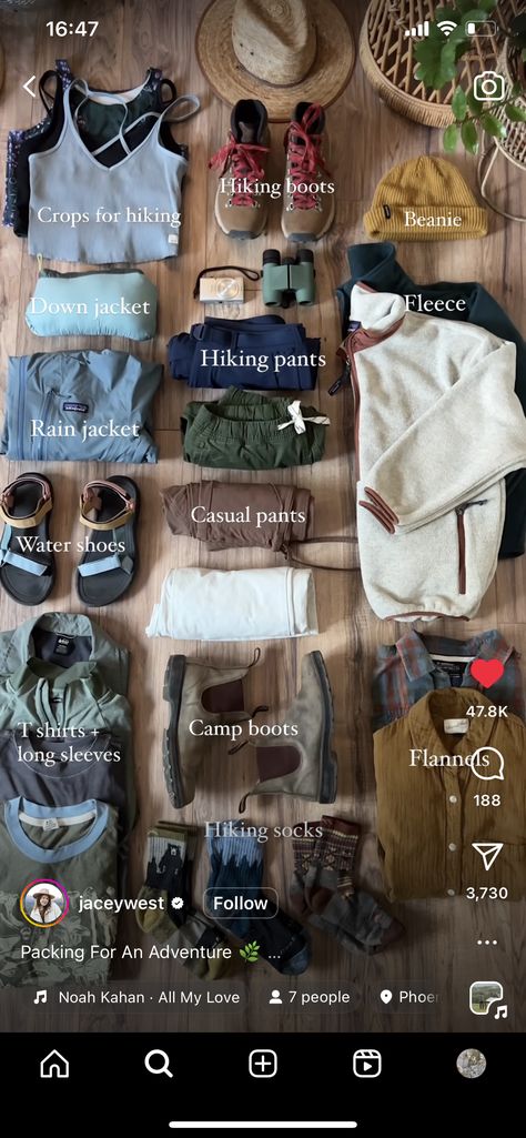 Camping Aesthetic Outfits, Granola Girl Summer, Granola Girl Aesthetic Outfits, Wander Outfit, Granola Outfits, Granola Style, Girl Aesthetic Outfits, Summer Camping Outfits, Cute Hiking Outfit