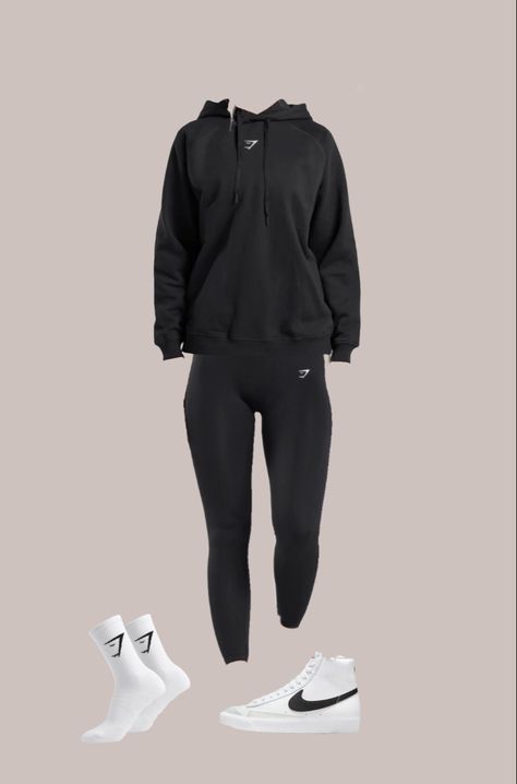 Gym outfit Casual Gym Outfit Style, Gym Outfit Ideas Winter, Conservative Gym Outfits, Loose Gym Outfit, Hoodie Gym Outfit, Modest Gym Outfits For Women, Fall Gym Outfits, Gym Outfits Winter, Receptionist Outfit