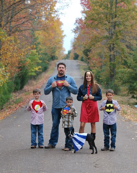 Our Super Hero Family Picture Super Hero Family, Superhero Photoshoot, Superhero Poses, Funny Family Photos, Birthday Pic, Mommy And Me Photo Shoot, Superhero Family, Fun Family Photos, Portrait Photography Tips