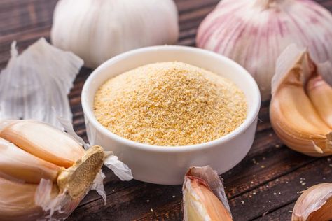 Why You Should Reconsider Garlic Powder—and All the Ways to Use the Much-Maligned Ingredient Packaged Food, Seasoning Blend, Garlic Salt, Fresh Garlic, Spice Blends, Bread Dough, Roasted Garlic, Garlic Powder, Main Dishes