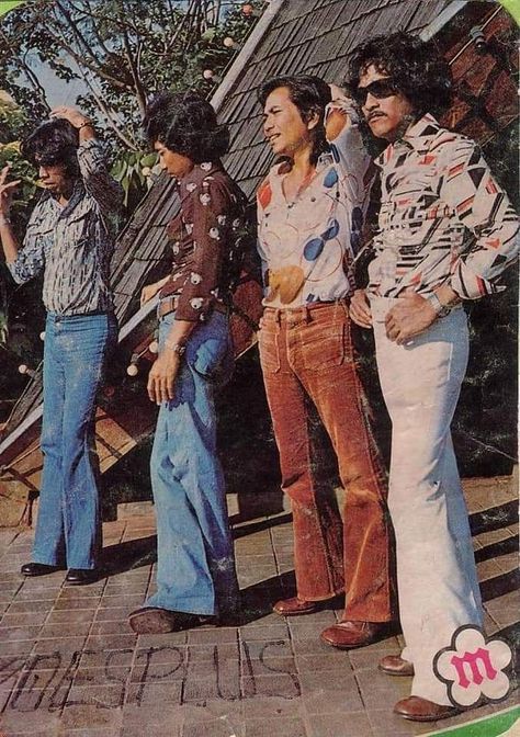 70s Pinoy Fashion, 70s Malaysia Fashion, 80s Malaysia Fashion, 90s Filipino Outfit, 80s Indian Fashion, Malaysia 90s, Retro 80s Outfits, Koes Plus, 70s Retro Fashion