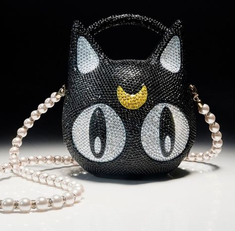 Sailor Moon Jimmy Choo collaboration adds Luna, Tuxedo Mask kiss, and Inner Senshi bags【Photos】 | SoraNews24 -Japan News- Jimmy Choo Sailor Moon, Sailor Moon Official, Moon Shoes, Sailor Guardians, Sailor Moon Luna, Sailor Moon S, Tuxedo Mask, Jimmy Choo Handbags, Sailor Moon Manga